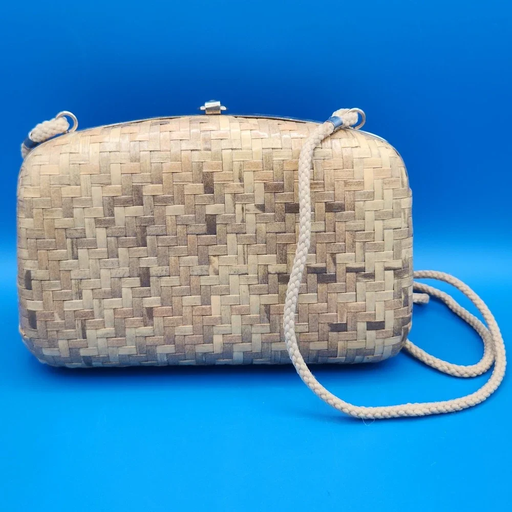 Vintage Retro‎ Woven Wicker Rattan Basket style Purse Crossbody Shoulder Bag